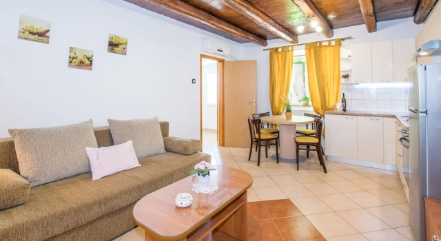 Pleasant 4 person apartment Ana, Reserva ahora Apartamento Hoteles en Pula con aparcamiento, Aparcamiento