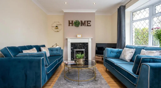 Коттедж Summerfield House - Elegant house with garden near NEC, JLR, Solihull