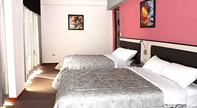 Komfortní Čtyřlůžkový pokoj s balkonem Hotel Victoria
