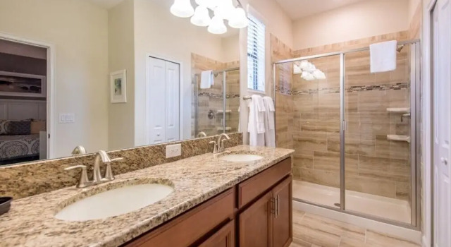 Коттедж 4 Bed 3 Ba Villa with Game Room & Pool
