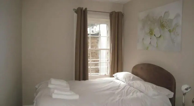 Silver Lining - New Town Apartments, Забронировать Апартаменты/квартира Новый город Эдинбург, рядом с Национальный музей Шотландии