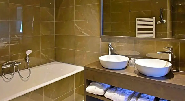 Полулюкс Riva Hotel The Hague