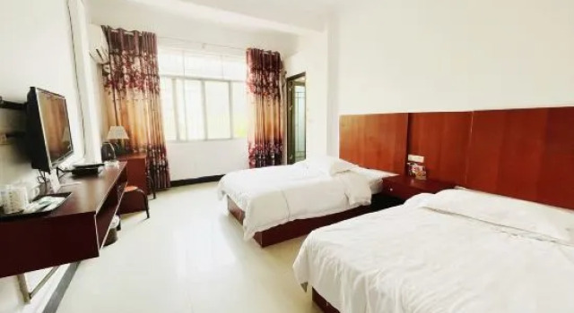 Juyuan Business Hotel