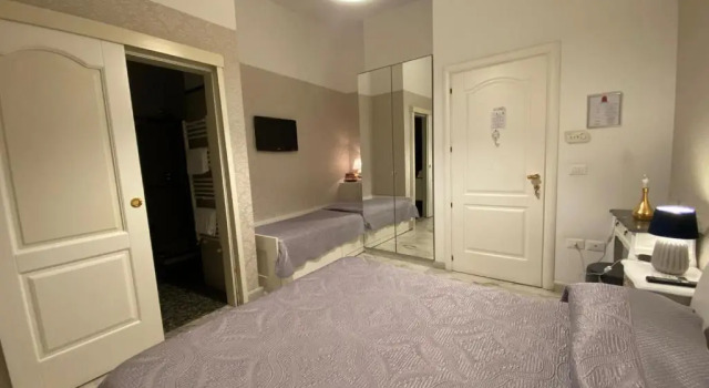 Трёхместный номер Superior B&B Mini Hotel Incity-close train station and port