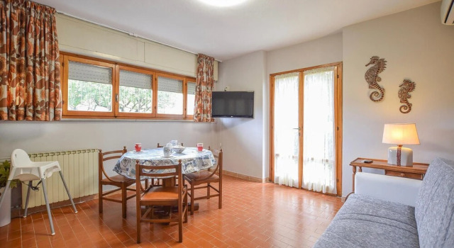 Nice Apartment in Lido di Camaiore With 2 Bedrooms and Wifi