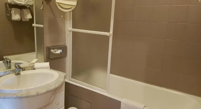 Номер Superior LHostellerie du Château de Bricquebec