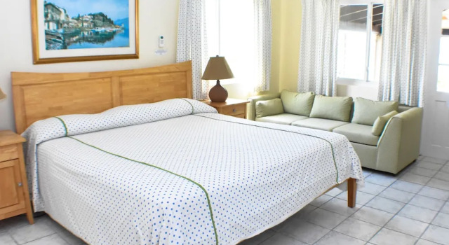 Номер Standard с 3 комнатами с балконом и рядом с пляжем Antigua Village Beach Resort