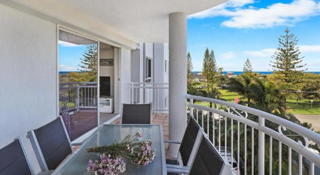 Апартаменты c 1 комнатой с видом на океан Beachside Resort Kawana Waters
