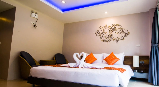 Chomphu Resort