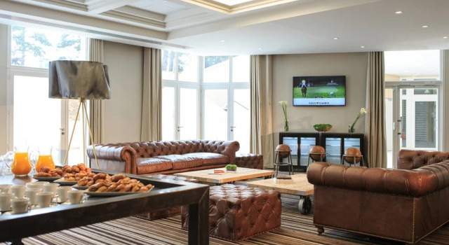 Renaissance Paris Hippodrome De St. Cloud Hotel