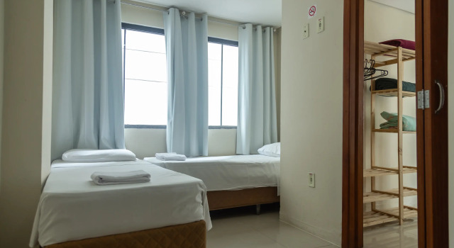 San Remo Camboriú Hotel, Забронировать Отель Отели Камбориу с бассейном, рядом с Пляж Прайя-дус-Аморес, Бассейн