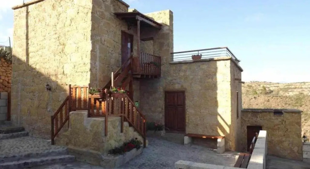 Las Vigas, Prenota Hotel Arico 