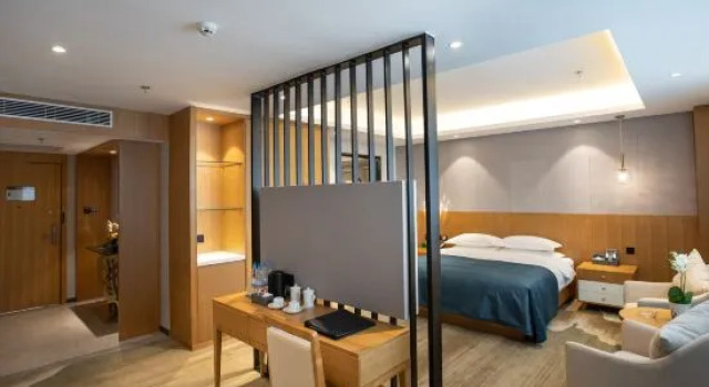 Двухместный номер Deluxe Kunming Greenlake View Hotel