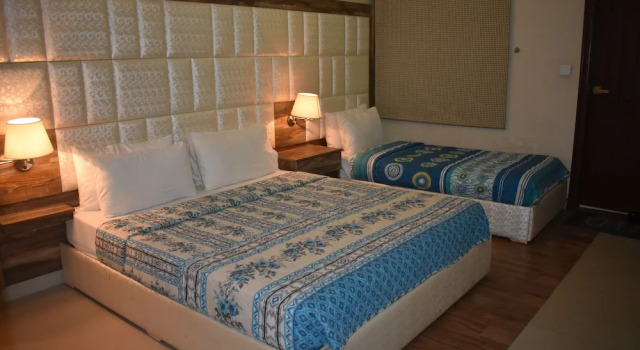 Трёхместный номер Economy Hotel Akkas