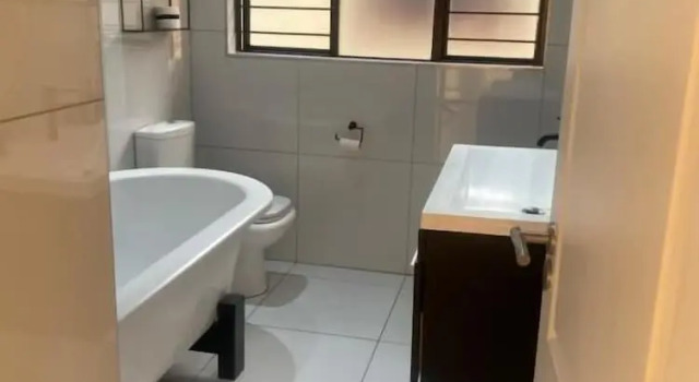Luxury 2 Bedroom Apartment Near Monte Casino, Johannesburg