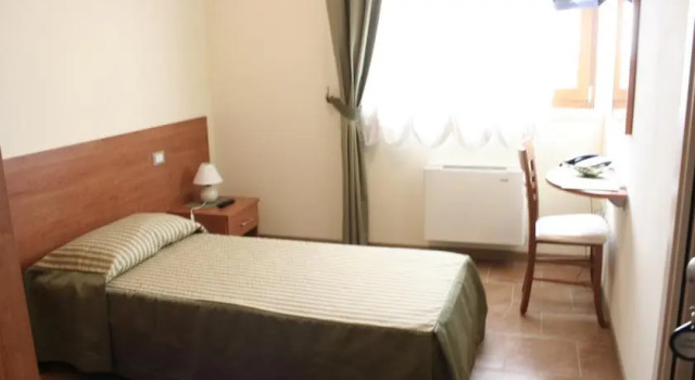 Hotel Due Colonne, Book Hotel Altissimo Venetien