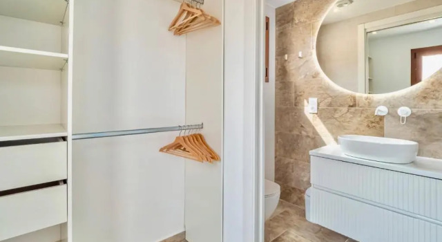 Вилла Villa N15 en plein cœur de la Marina, proche de Rosas, Costa Brava