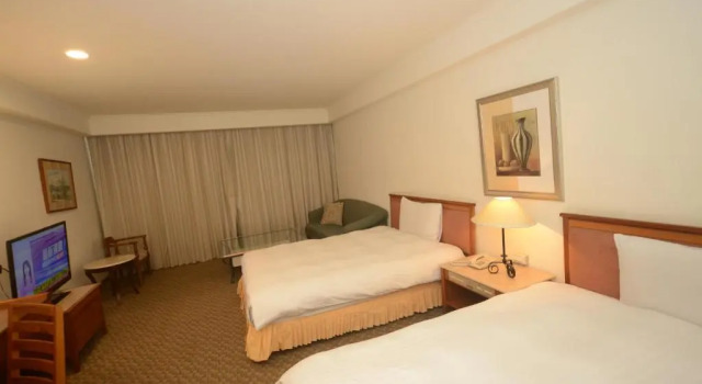 Standard Quadruple room Apollo Hotel