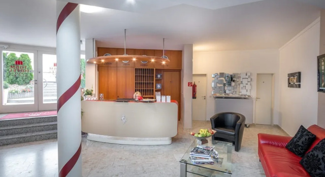 Turmhotel Rhein-Main - klimatisierte Apartments, Забронировать Апартаменты/квартира Отели Драйайх с парковкой, Парковка