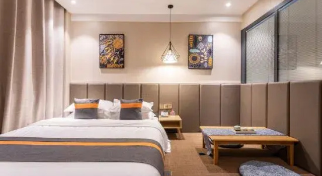 Amy seven season Boutique Hotel (Tengzhou coach station Jiayu market store), Rezerwuj Boutique Hotel Hotele w Tengzhou z parkingiem, Parking