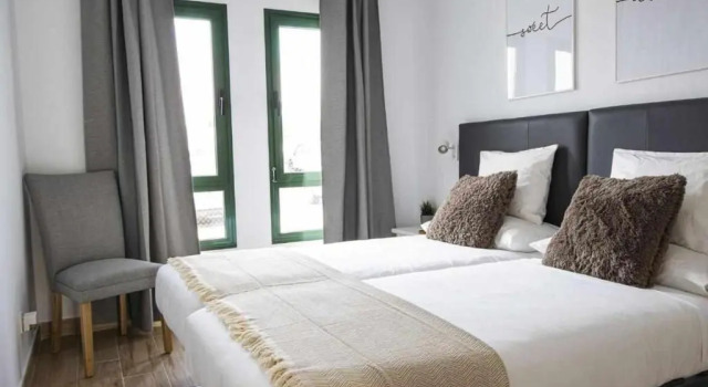 Holyhome premium 108, Забронировать Отель Отели Канарских островов с бассейном, Бассейн
