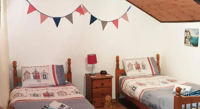 Beautiful 6-bed Dog Friendly Cottage in Heacham, Varaa Lomakoti Mökit kohteessa Merseyside, Mökki