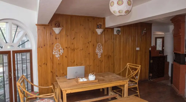 Tembas House
