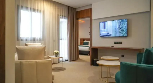 Люкс Eden Boutique Hotel