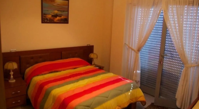 Benilva Hotel, Rezerwuj Hotel Hotele w Durres County z parkingiem, Parking