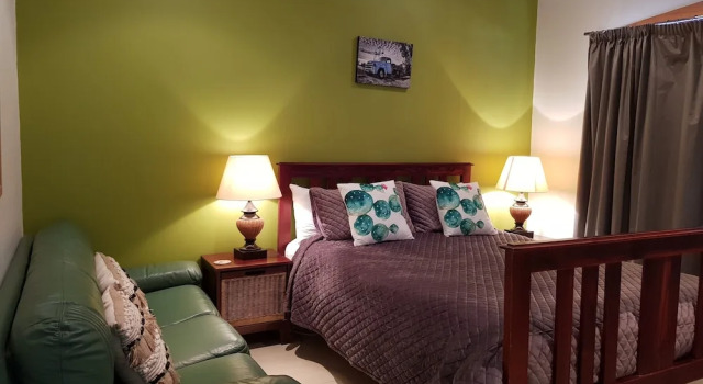Двухместный люкс Sonjas Bed and Breakfast