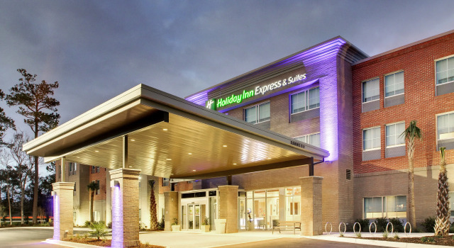 Holiday Inn Express & Suites Charleston NE Mt Pleasant US17 by IHG, Забронировать Отель Отели Маунт-Плезант с завтраком, рядом с East Cooper Medical Center, Завтраки