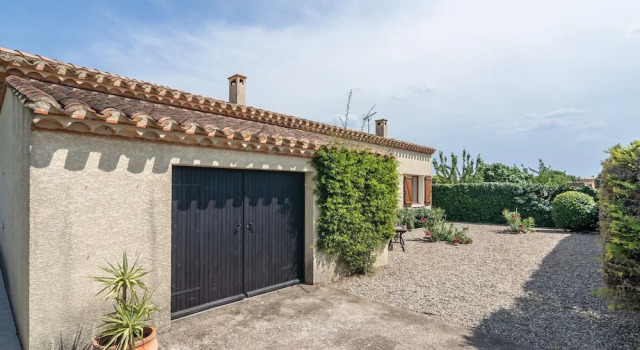Superb Villa in Olonzac With Swimming Pool, Close to Lake, Réserver Villa Olonzac Canal du Midi