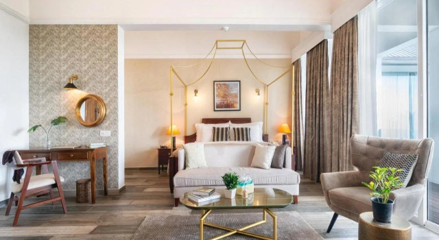 Triple O Six, Book Hotel Hoteller i Thalaramba med parkering, Parkering