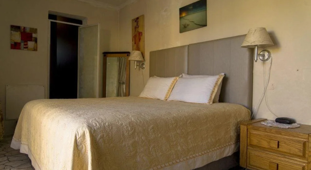 Dakalo Bed and Breakfast, Prenota Hotel Soweto Gauteng