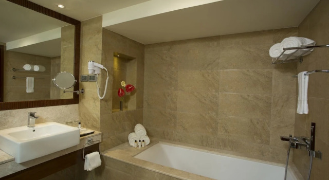 Номер Premium с видом на город The Raviz Calicut