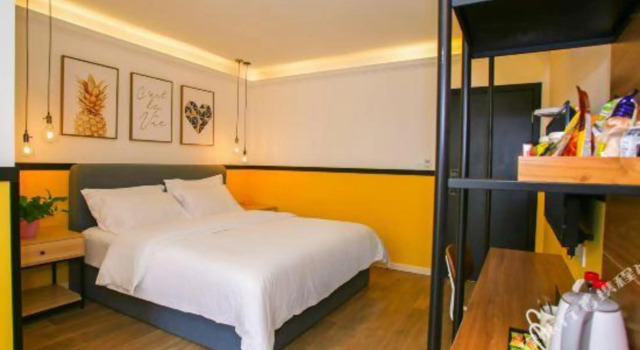 Luoke Hotel (Chongqing Shapingba)