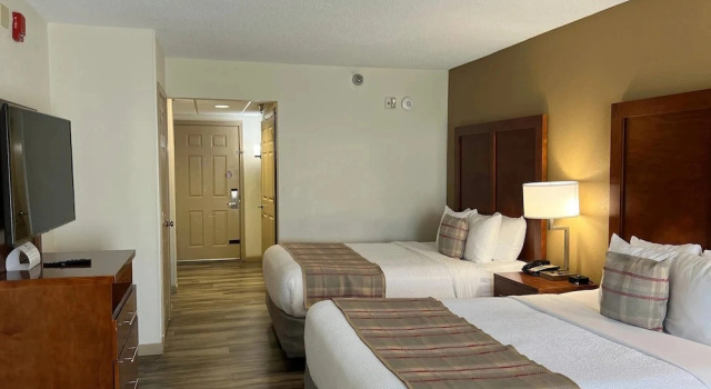 Люкс Цокольный этаж The Inn at Apple Valley, an Ascend Collection Hotel