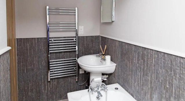 Коттедж с 2 комнатами No33 Hillview Lodge
