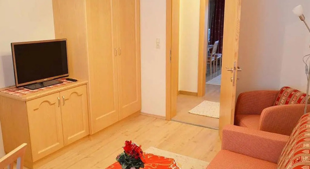 Апартаменты с 2 комнатами с балконом Haus Bergkristall