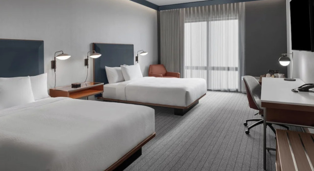 Четырёхместный номер Standard Courtyard By Marriott Woodland