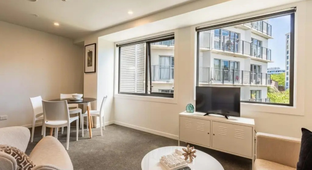 Апартаменты Beautiful 2BR Unit next to Myers Park Zodiak Stays