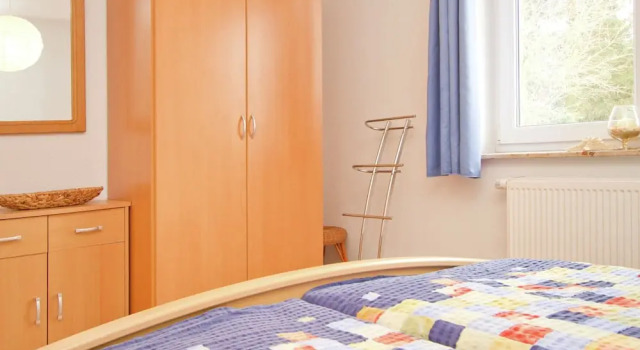 Waterfront Bliss for 2 Guests, Book Apartment Wilhelmshof Usedom