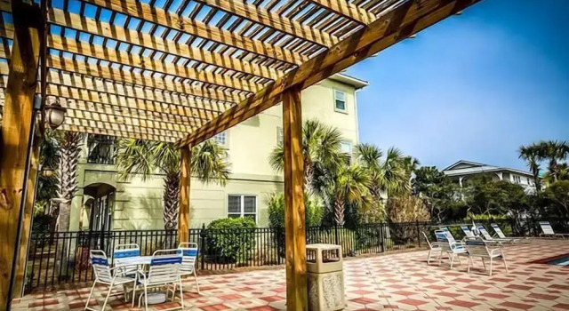 Коттедж DESTIN BEACH THERAPY 4 Bedroom Holiday Home by Five Star Properties
