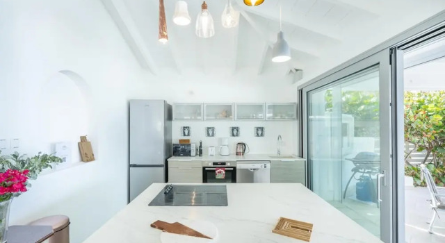 La Perla Classic- 1 BR Beachfront Luxury Villa