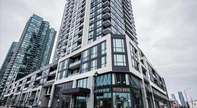 Deluxe Corner Suite - By Elite Suites, Varaa Hotelli Mississauga 
