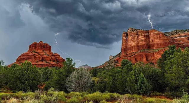 Red Rocks! Stroll to trails! 1 Bd in W. Sedona!