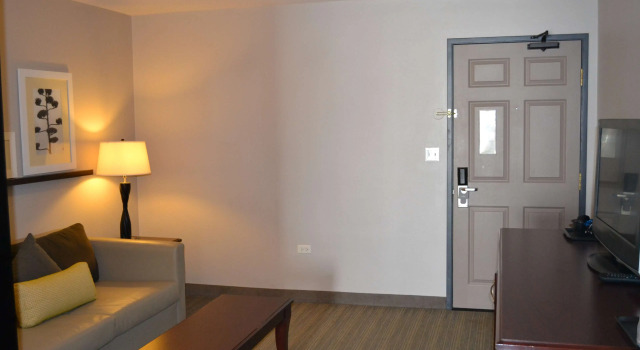Country Inn and Suites Gurnee, Rezerwuj Hotel Hotele w Illinois z parkingiem, Parking