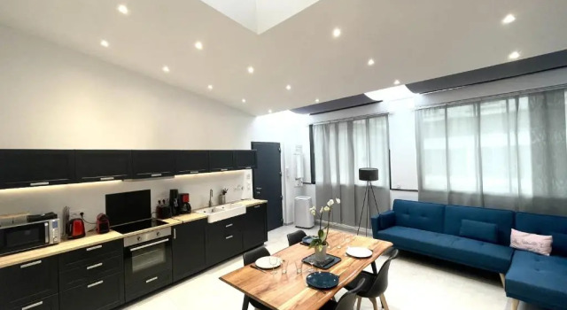 Апартаменты с 2 комнатами Montreuil Appart Holidays SAS