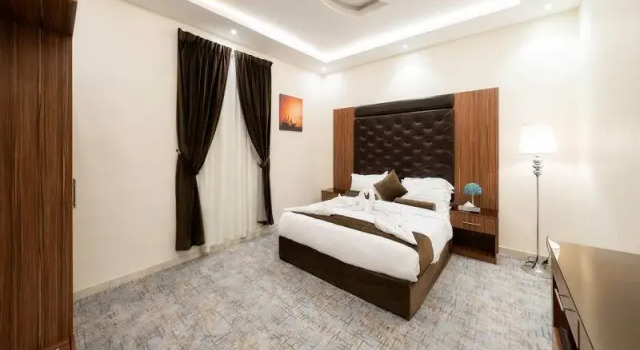 Полулюкс Standard Al Qasr Hotel Suites - Al Iskan District