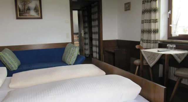Трёхместный номер Standard с балконом Erlebnislandgasthof Hotel Neiderhell